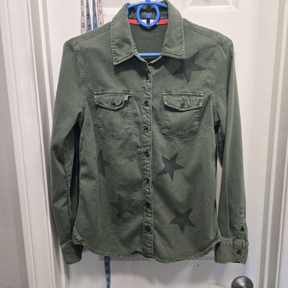 Sundry Olive Star-Patterned Button Down Shirt Siz… - image 1